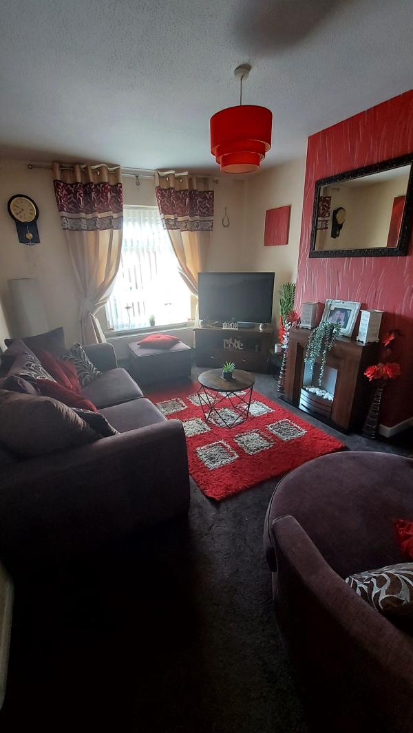 maisonette exchange in Tipton Green